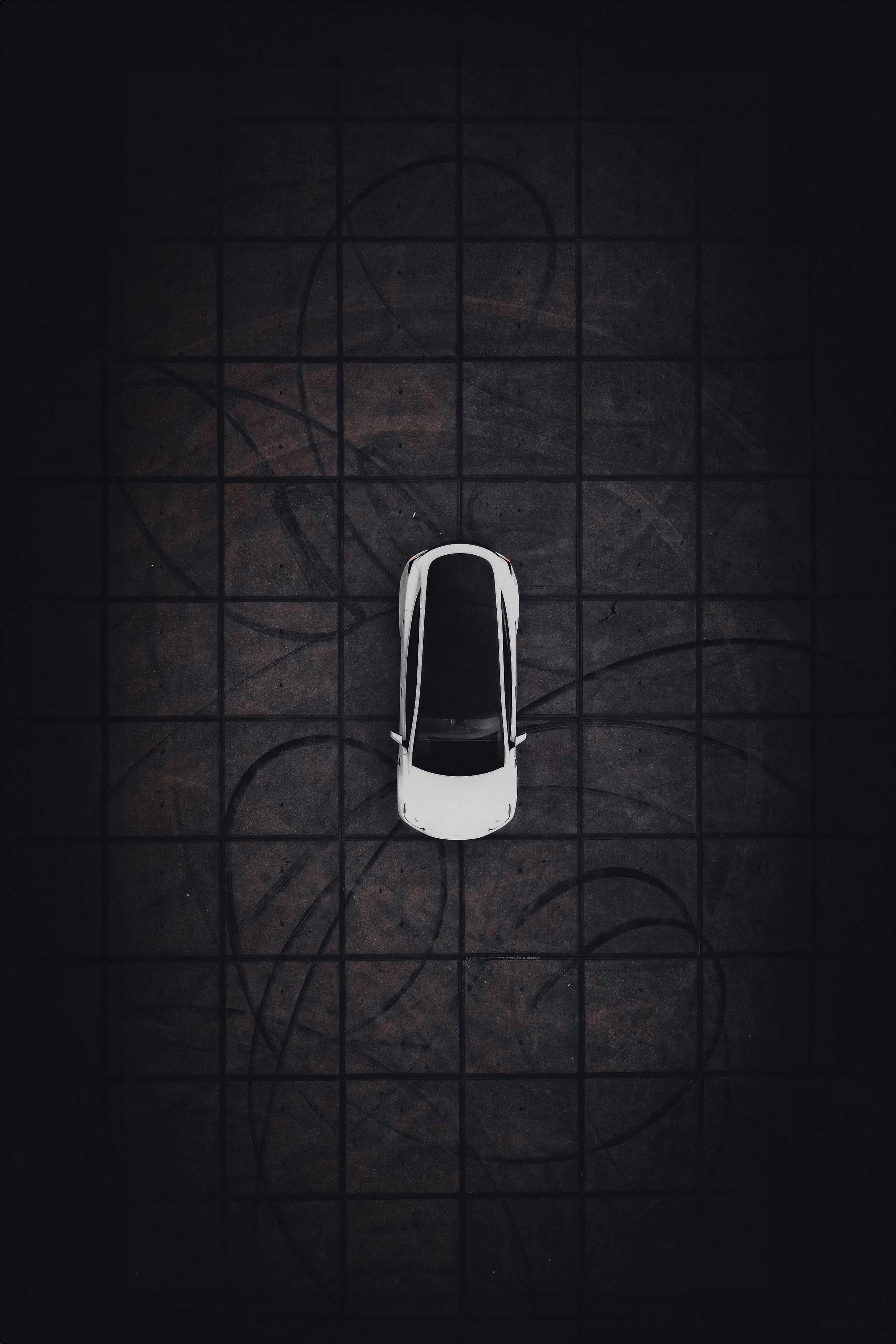 timo-masri-Nr7kmjmbO54-unsplash_red