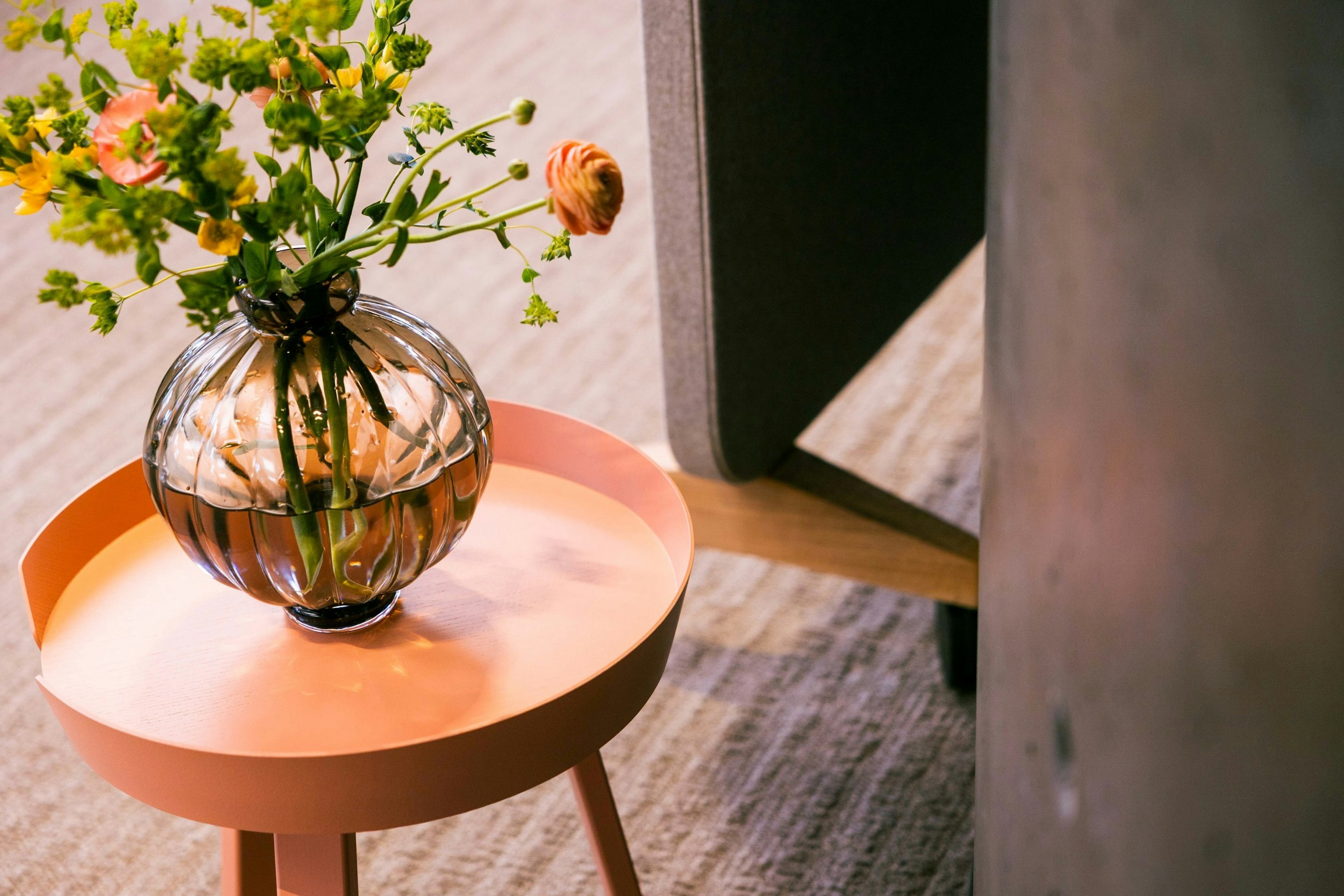 250505 Office interior and people Stockholm 043