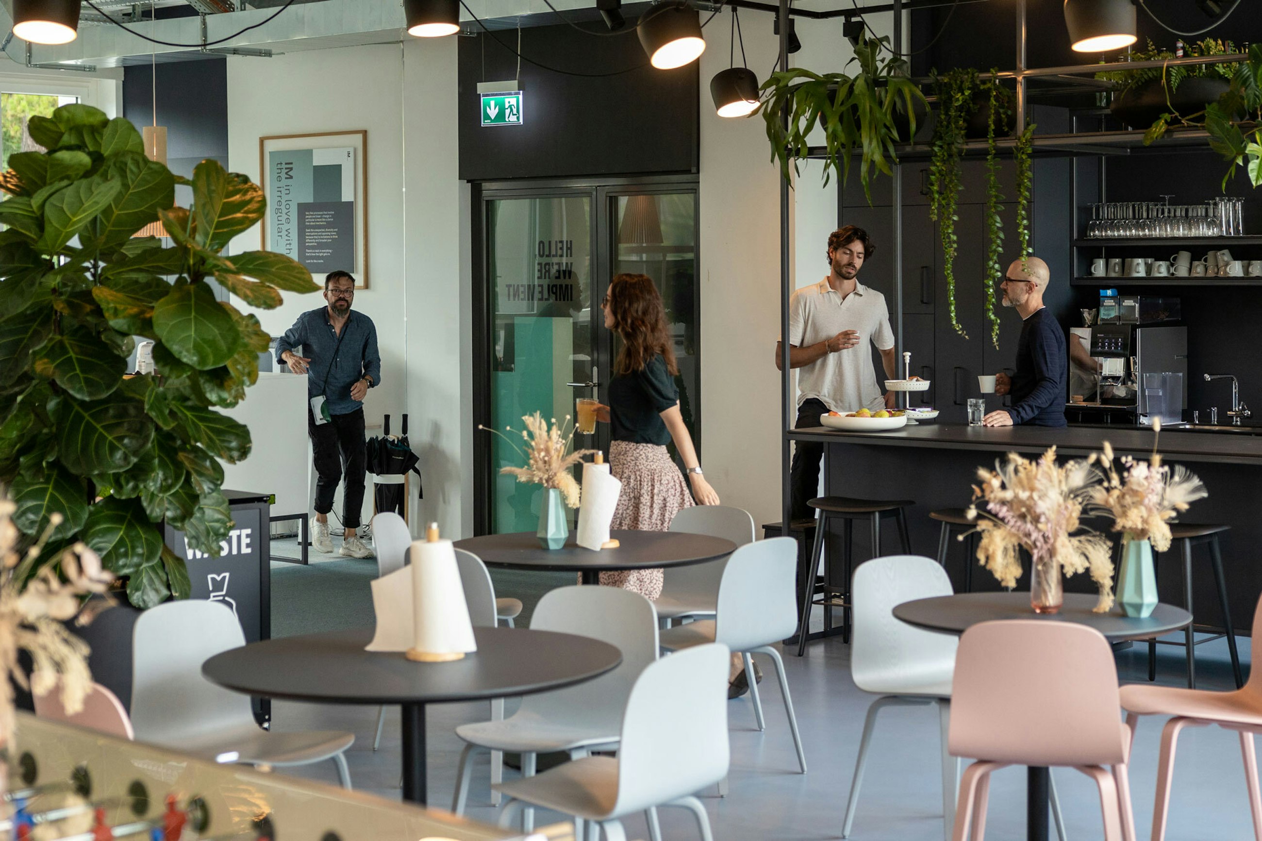220906 Office vibes Zurich 013