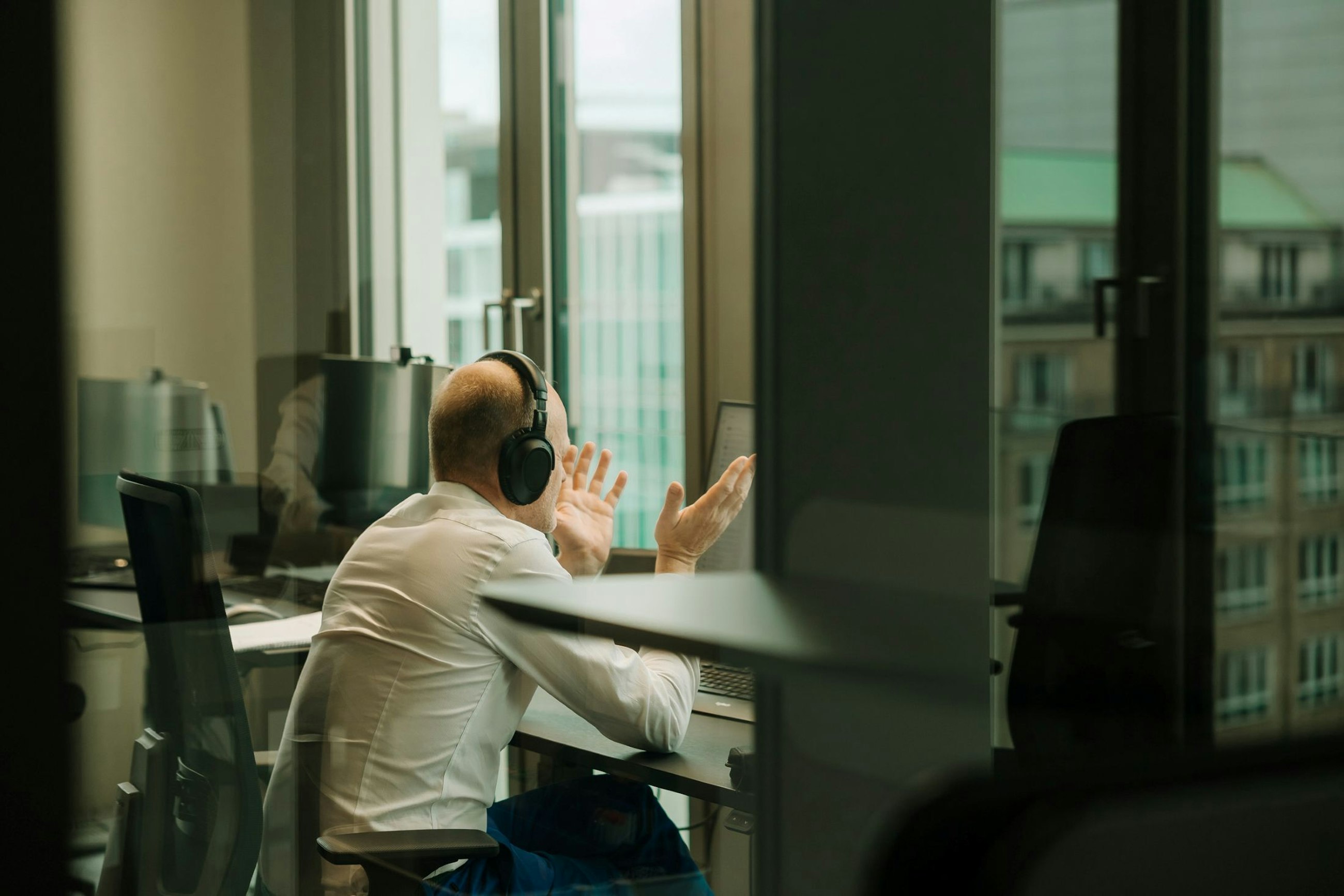 240828 Office and people Hamburg 095