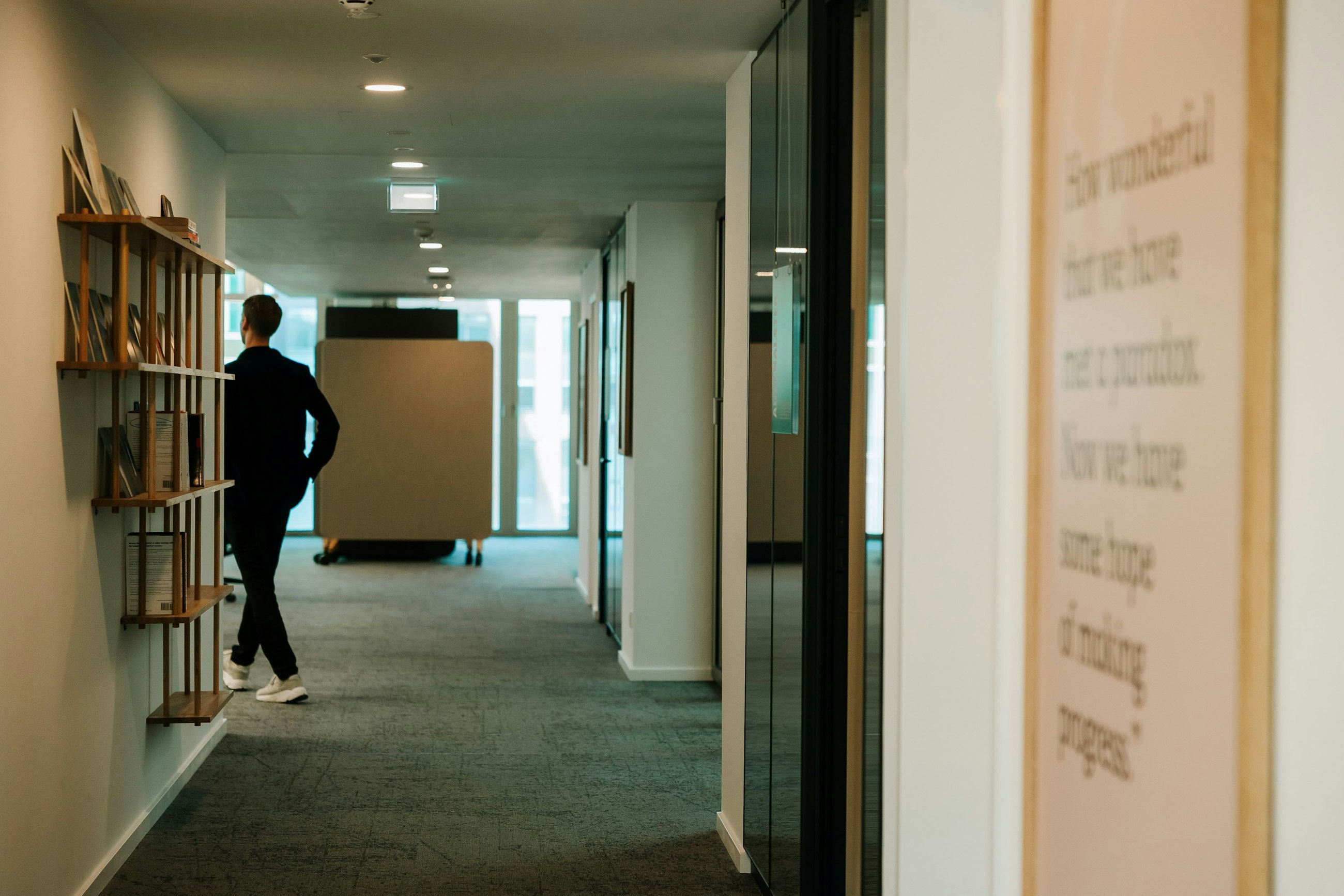 240828 Office and people Hamburg 036