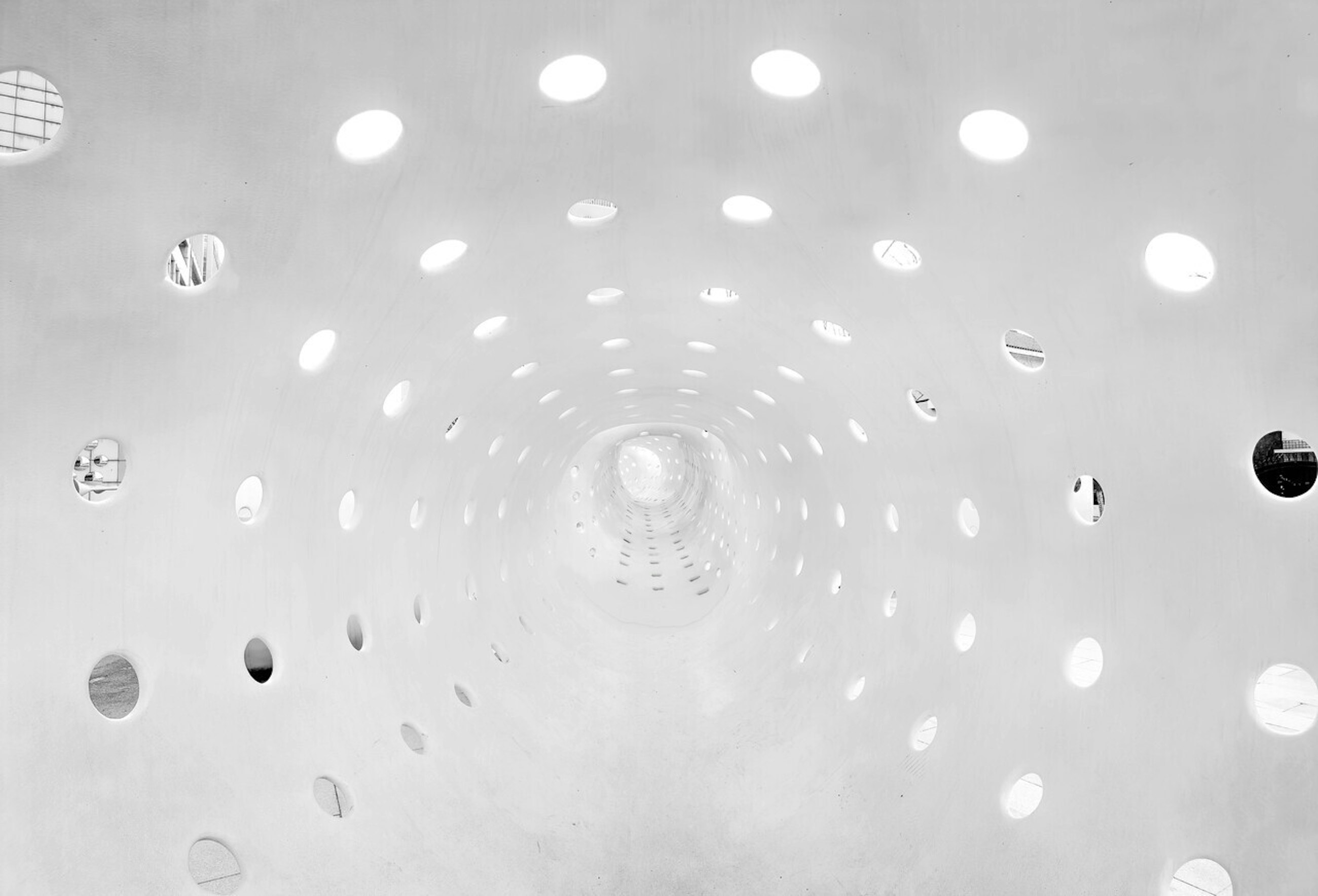 Large wu yi RAK Ex V Yuwuk unsplash